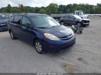  Salvage Toyota Sienna