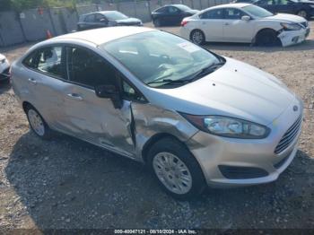  Salvage Ford Fiesta