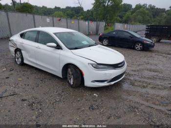  Salvage Chrysler 200