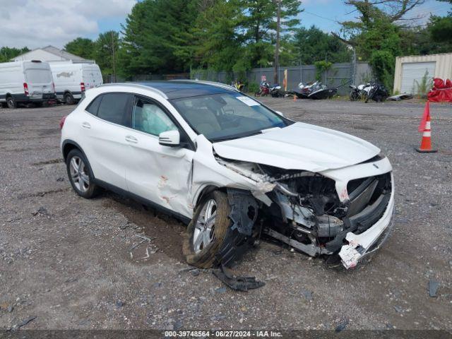  Salvage Mercedes-Benz GLA