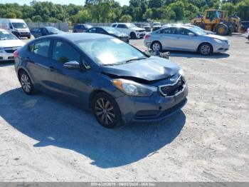  Salvage Kia Forte