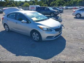  Salvage Kia Forte