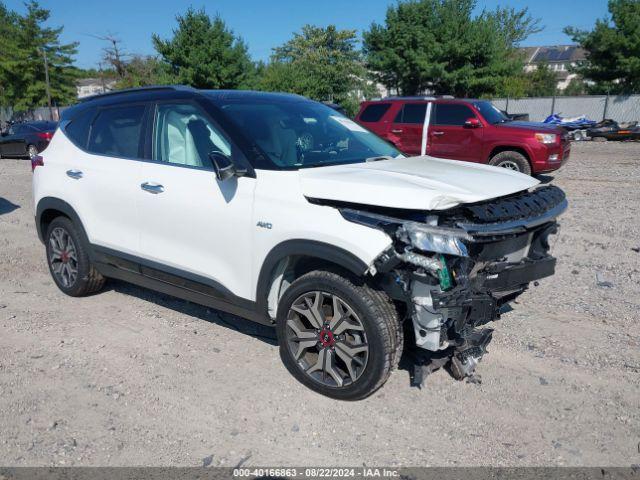  Salvage Kia Seltos