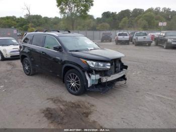  Salvage Toyota Highlander