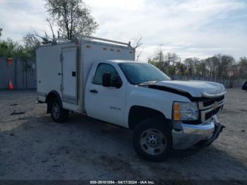  Salvage Chevrolet Silverado 2500