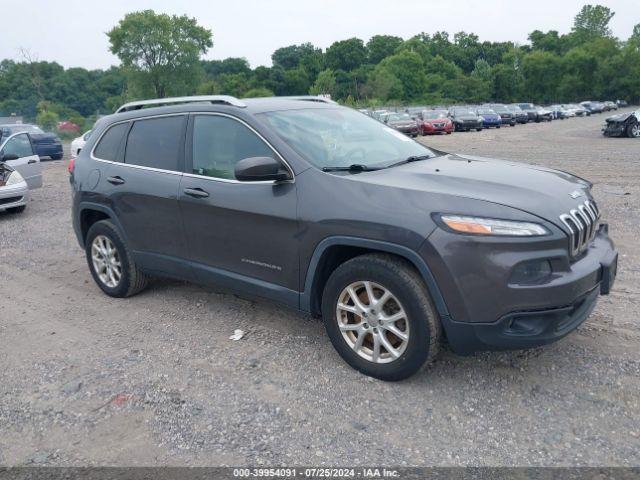  Salvage Jeep Cherokee