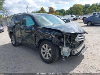  Salvage Toyota Highlander