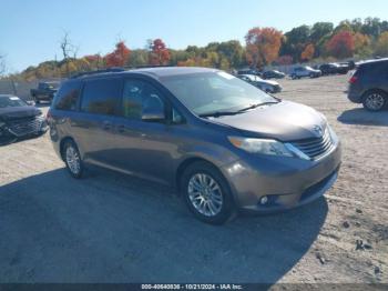  Salvage Toyota Sienna