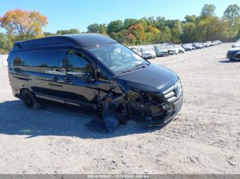  Salvage Mercedes-Benz Metris