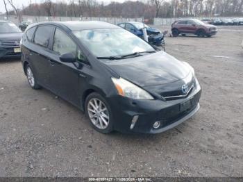  Salvage Toyota Prius v