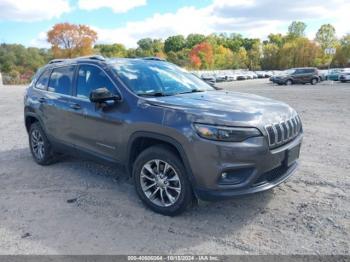  Salvage Jeep Cherokee