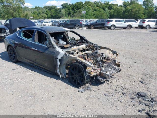  Salvage Maserati Quattroporte