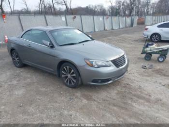  Salvage Chrysler 200