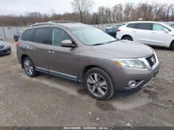  Salvage Nissan Pathfinder