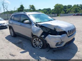  Salvage Jeep Cherokee