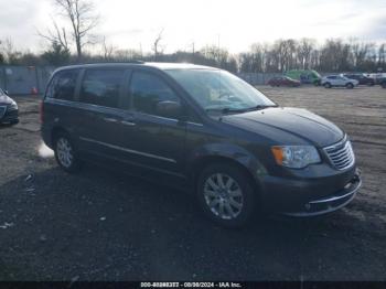  Salvage Chrysler Town & Country