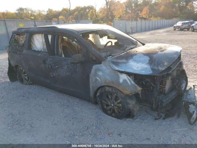  Salvage Kia Sedona