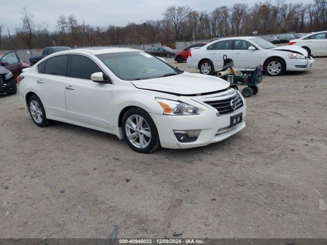  Salvage Nissan Altima