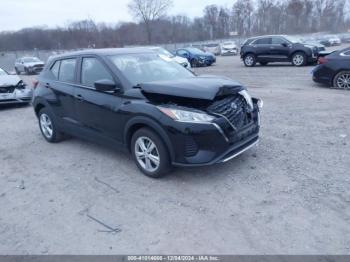  Salvage Nissan Kicks