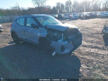  Salvage Nissan Kicks