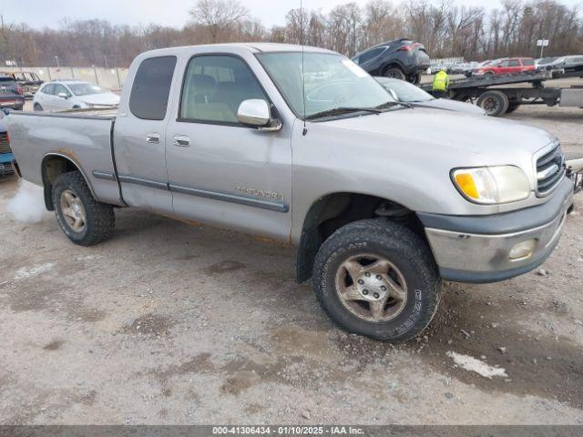  Salvage Toyota Tundra