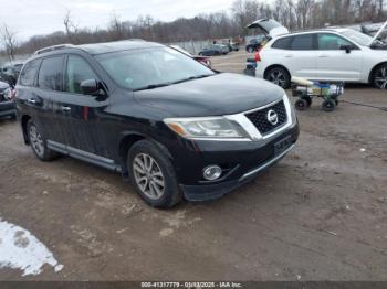  Salvage Nissan Pathfinder