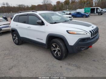  Salvage Jeep Cherokee