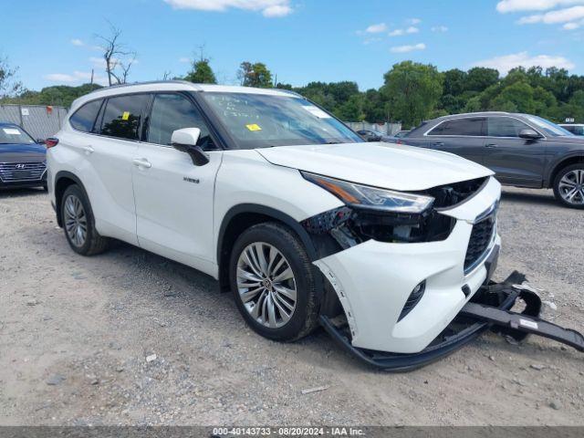  Salvage Toyota Highlander