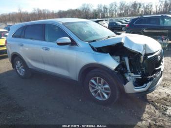  Salvage Kia Sorento