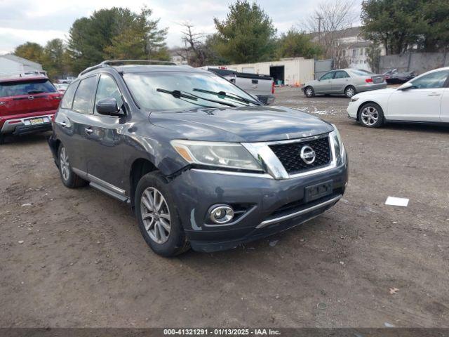  Salvage Nissan Pathfinder