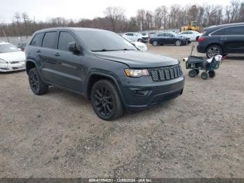  Salvage Jeep Grand Cherokee