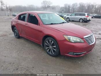  Salvage Chrysler 200