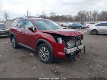  Salvage Nissan Pathfinder