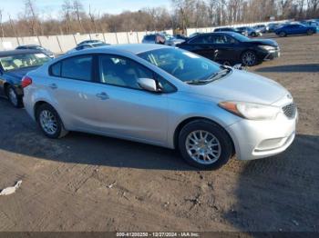  Salvage Kia Forte