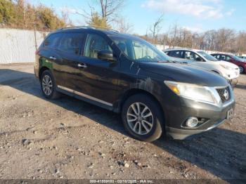  Salvage Nissan Pathfinder