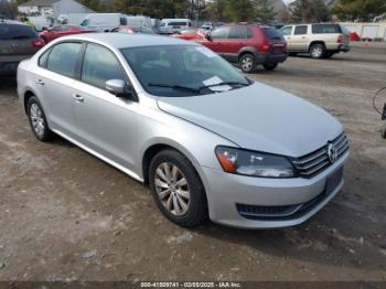  Salvage Volkswagen Passat