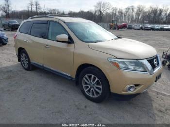  Salvage Nissan Pathfinder