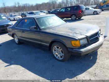  Salvage Mercedes-Benz 560