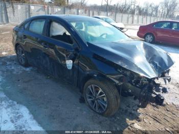  Salvage Kia Forte