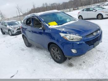  Salvage Hyundai TUCSON