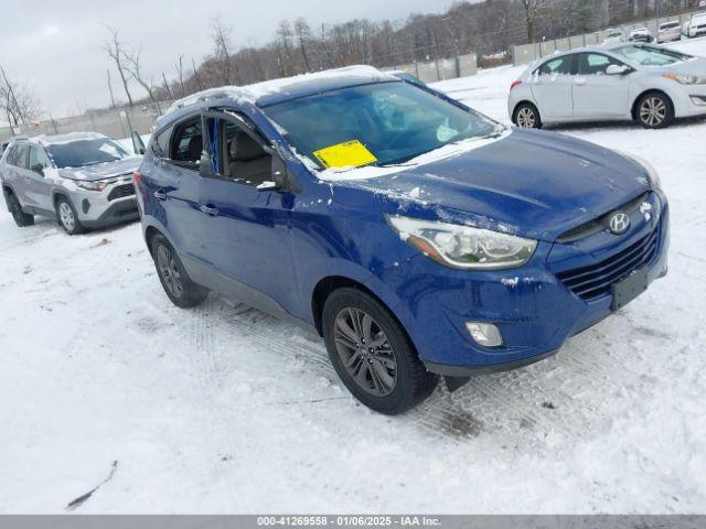  Salvage Hyundai TUCSON