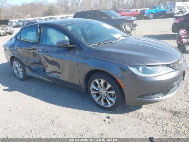  Salvage Chrysler 200