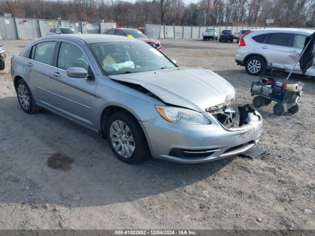  Salvage Chrysler 200