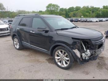  Salvage Ford Explorer
