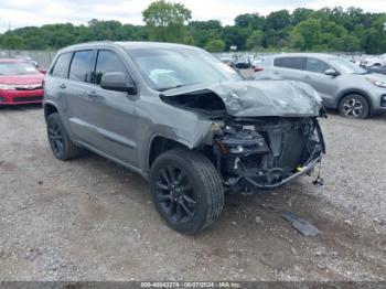  Salvage Jeep Grand Cherokee