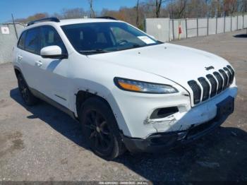  Salvage Jeep Cherokee