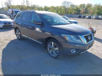  Salvage Nissan Pathfinder