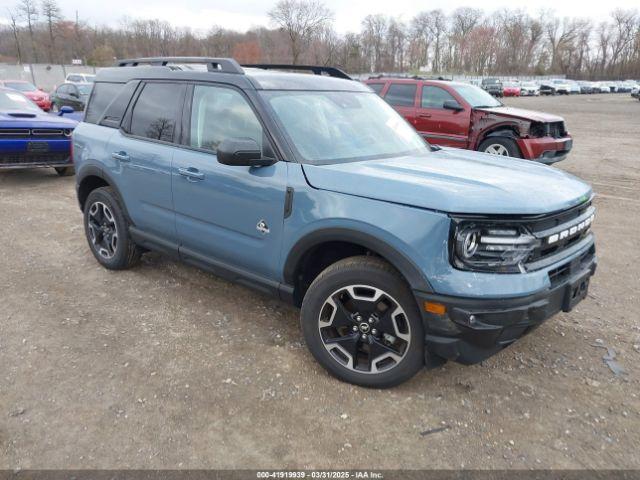  Salvage Ford Bronco