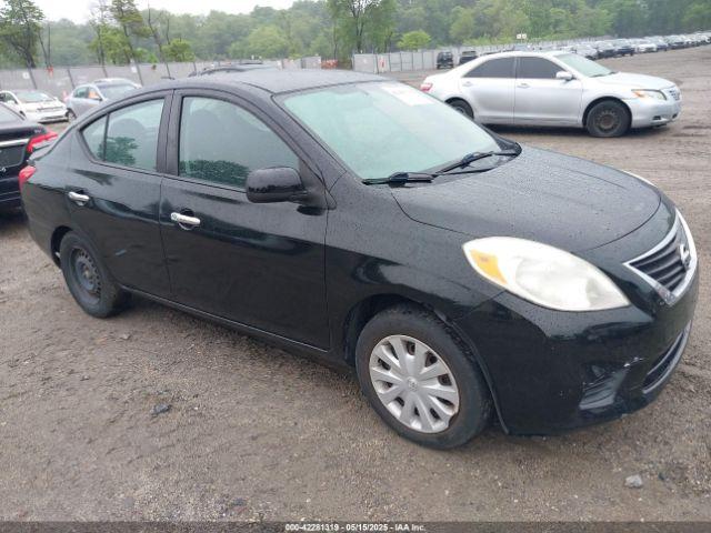  Salvage Nissan Versa