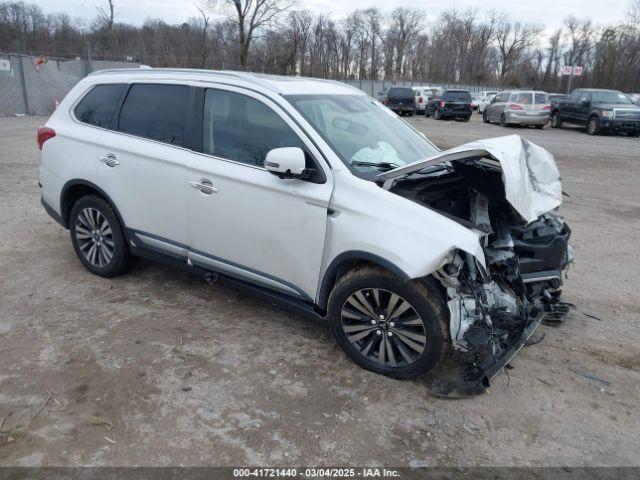  Salvage Mitsubishi Outlander